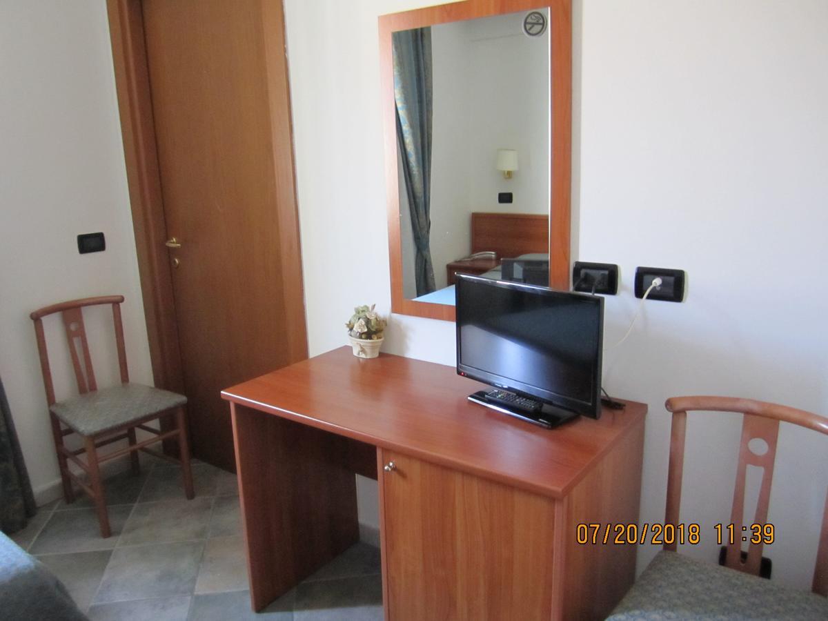 Adelphi Room & Breakfast Ferrara Exterior photo